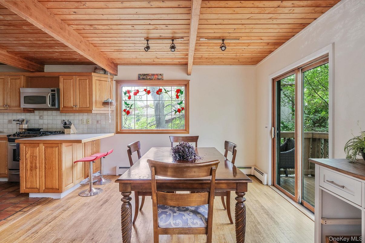 Dining room, Interior, Kitchen, Wooden Beams, Wooden Ceilings, Wood Texture Flooring