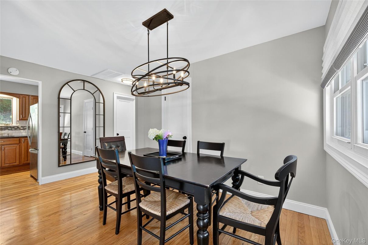 Chandelier, Dining room, Interior, Pendant Lights, Wood Texture Flooring