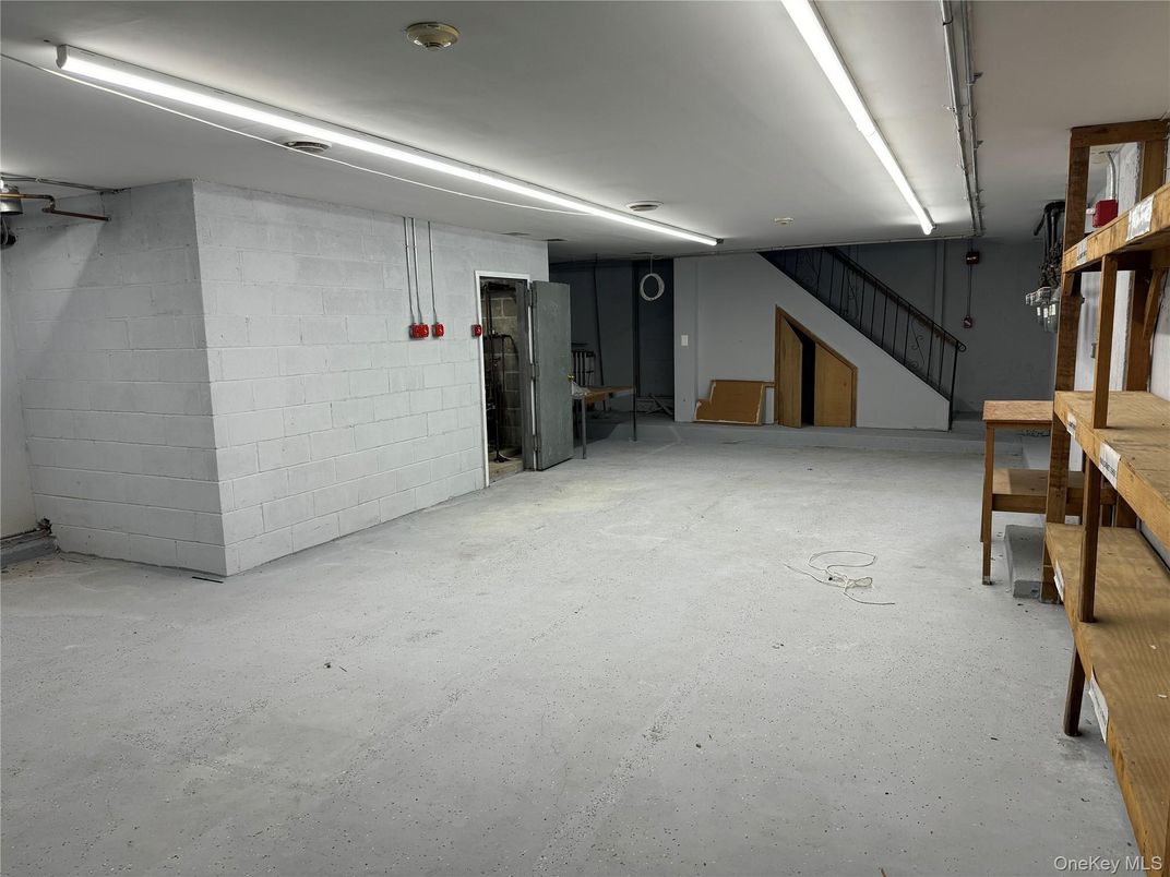 Empty room, Interior, Stone Walls