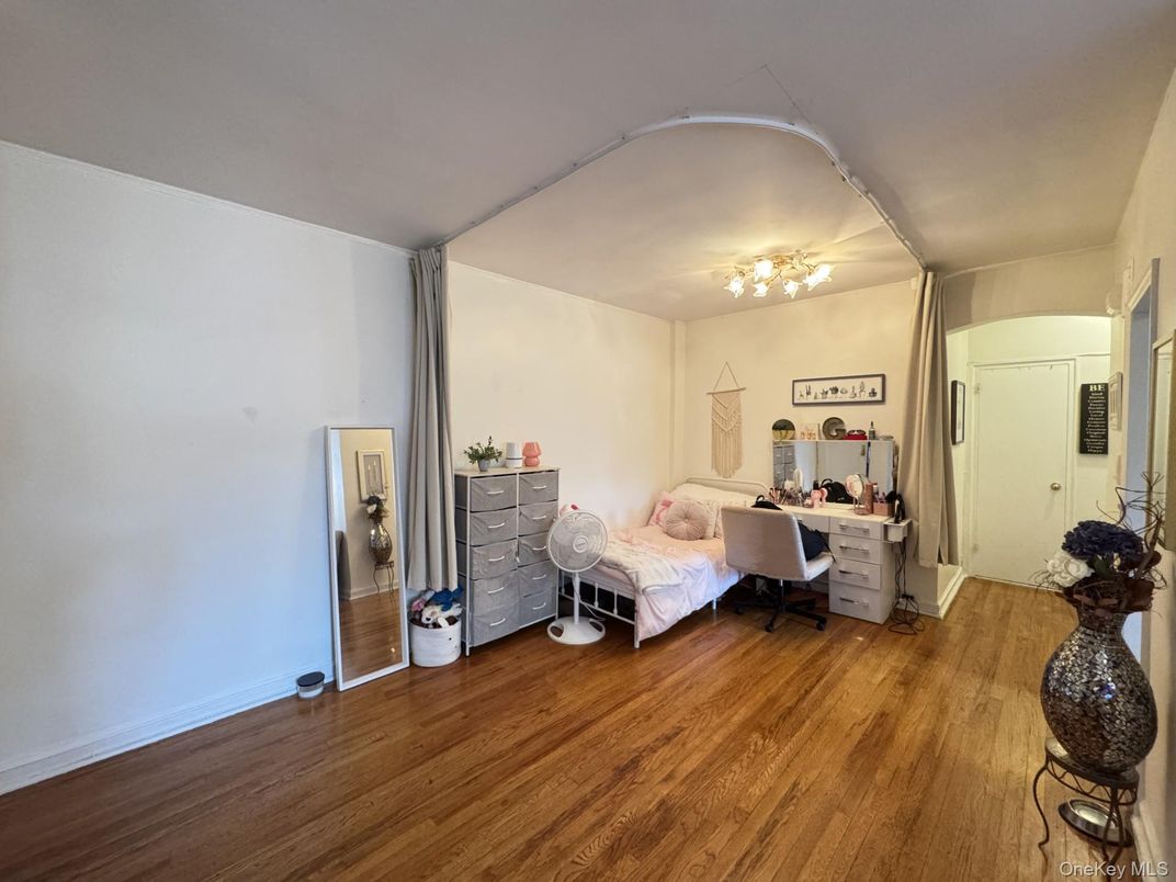 Bedroom, Home Office, Interior, Wood Texture Flooring