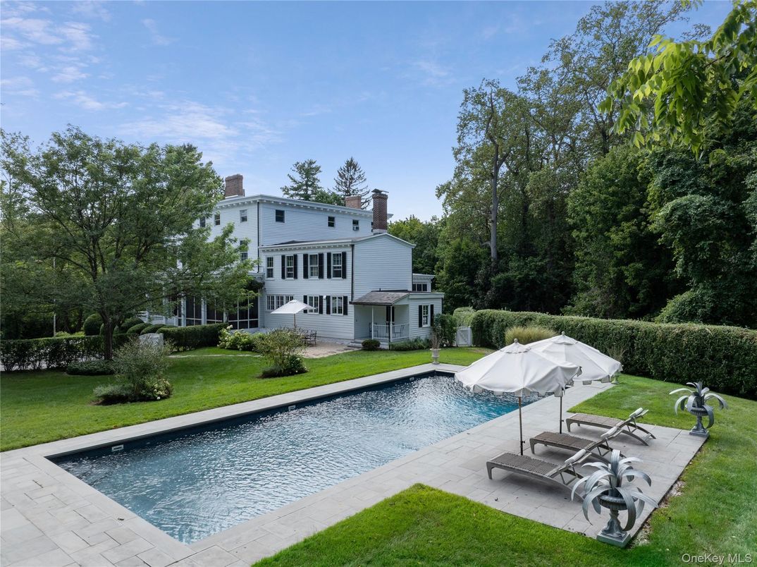 Backyard, Exterior, Pool