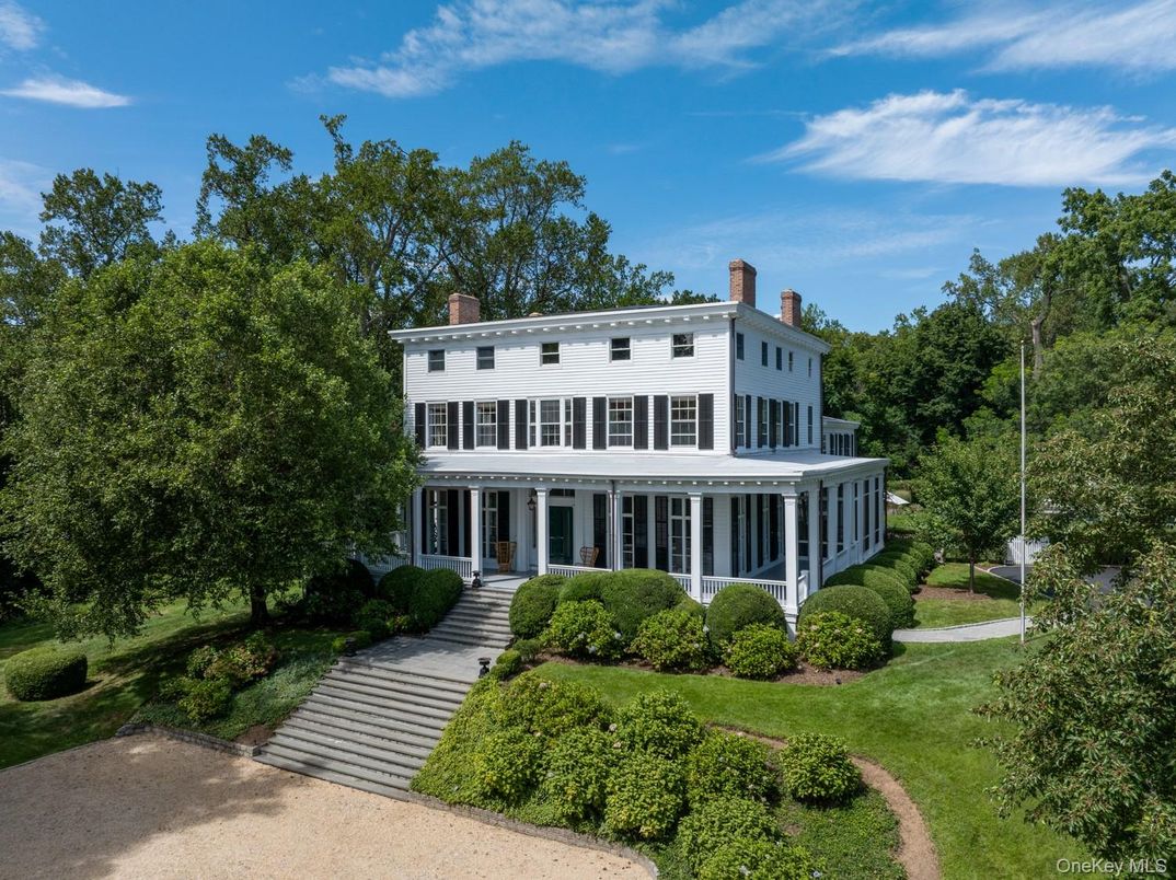 Backyard, Exterior, Facade, Georgian