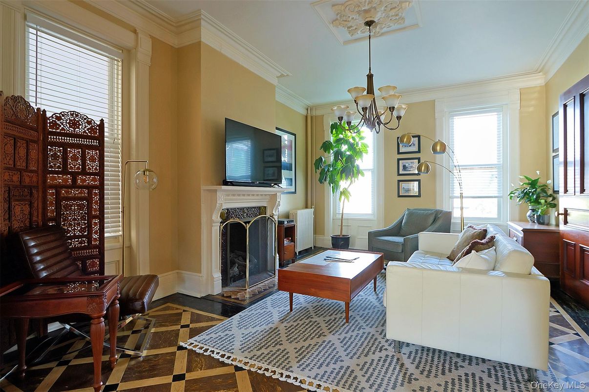 Chandelier, Fireplace, Interior, Living room