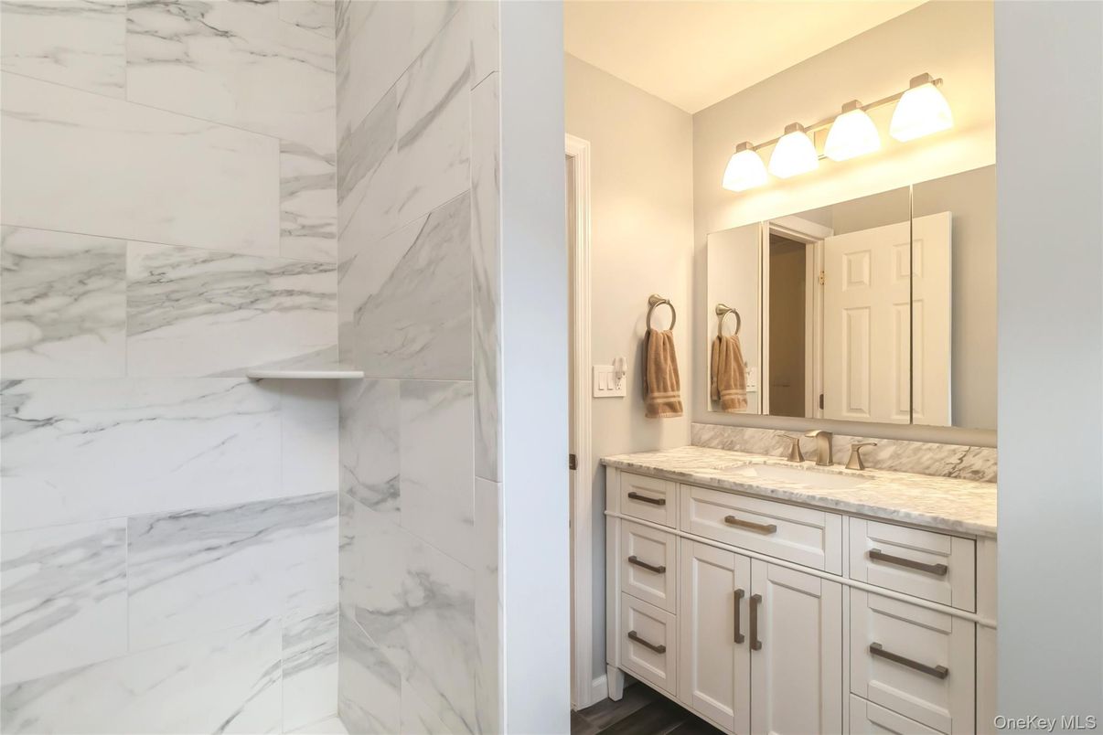 Bathroom, Interior, Marble Walls