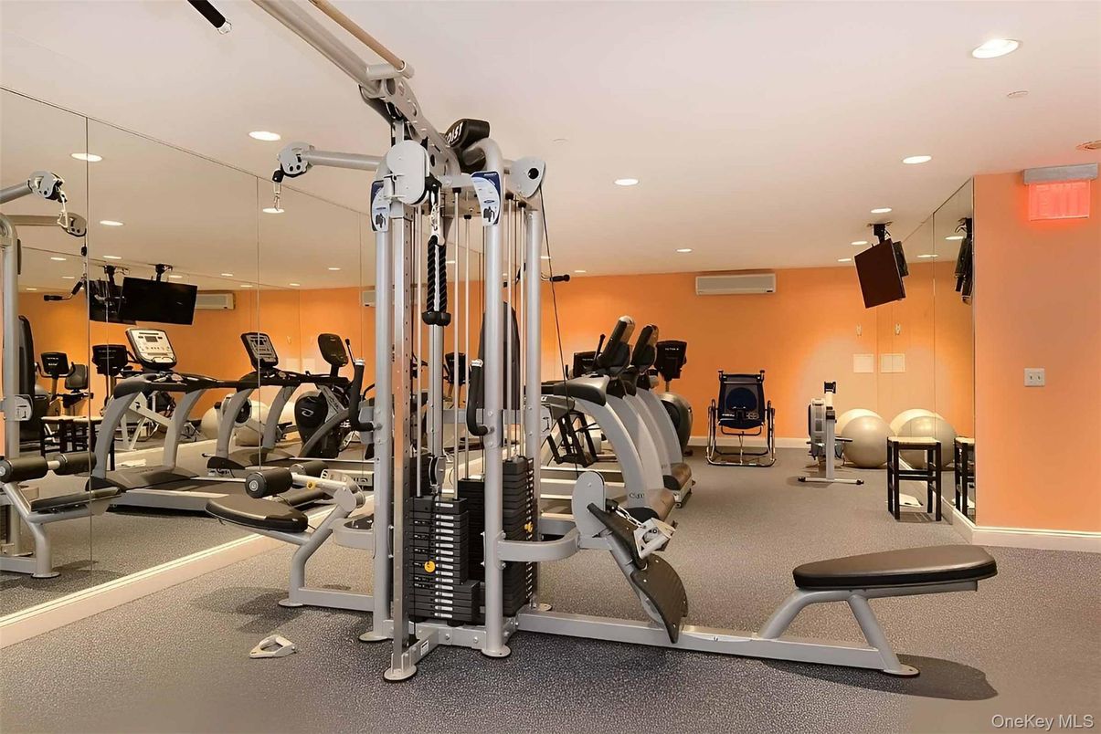 Fitness Equipment, Gym, Interior, Recessed Lighting
