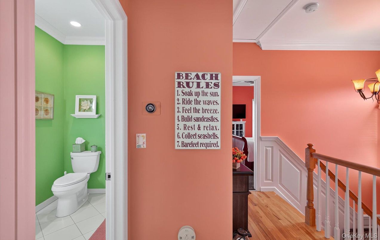 Bathroom, Interior, Recessed Lighting, Wood Texture Flooring