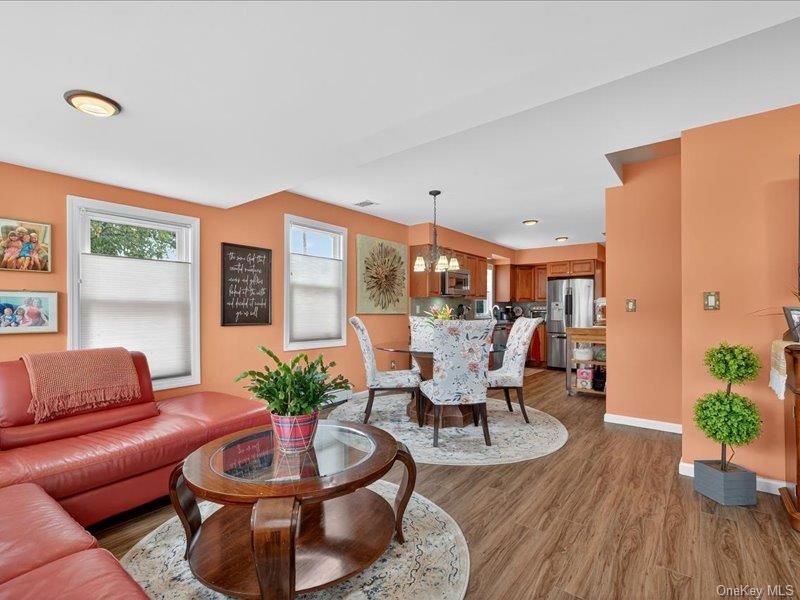 Dining room, Interior, Kitchen, Living room, Pendant Lights, Recessed Lighting, Stainless Steel Appliances, Wood Texture Flooring