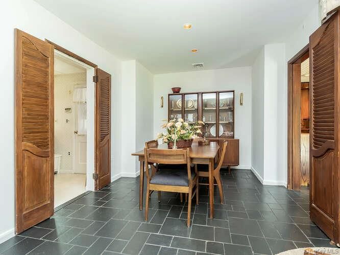 Dining room, Interior, Recessed Lighting