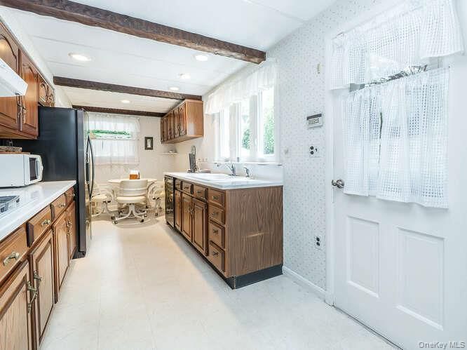 Dining room, Interior, Kitchen, Recessed Lighting, Wooden Beams