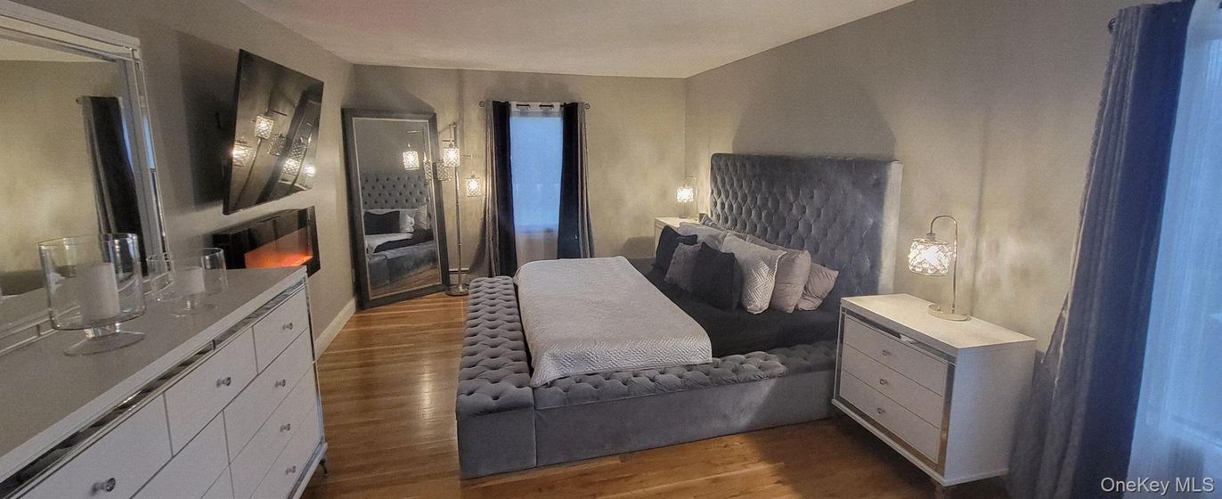 Bedroom, Fireplace, Interior, Wood Texture Flooring