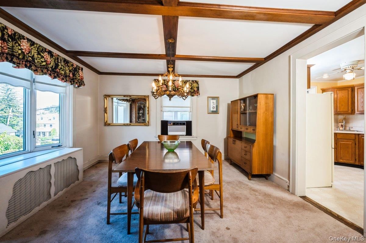 Chandelier, Dining room, Interior, Kitchen, Wooden Beams
