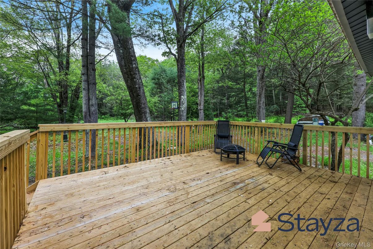 Exterior, Wood Texture Flooring