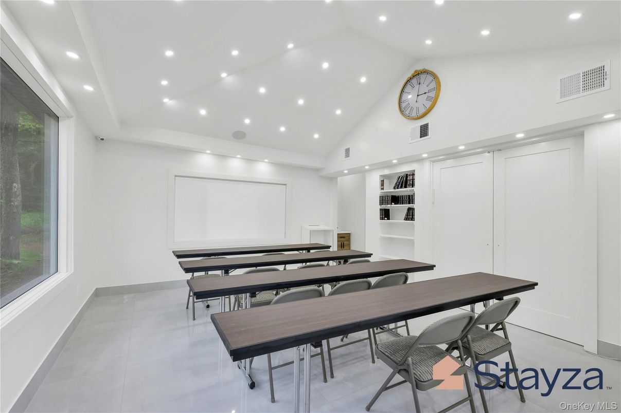 Interior, Recessed Lighting