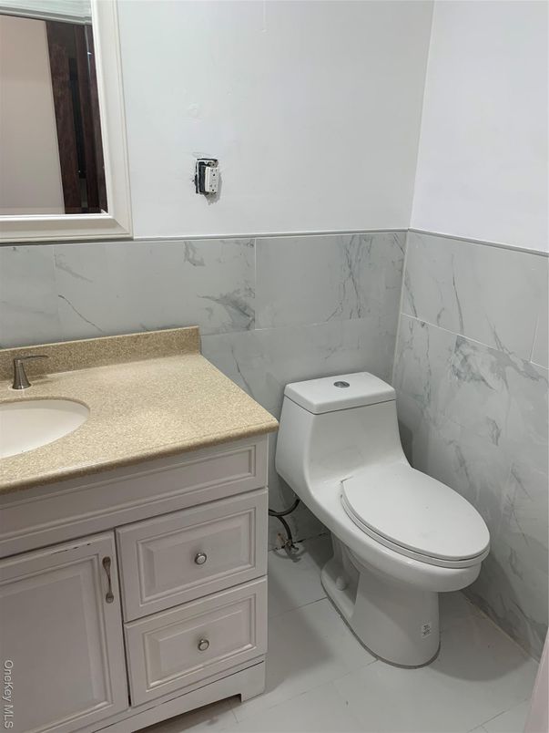 Bathroom, Interior, Marble Walls
