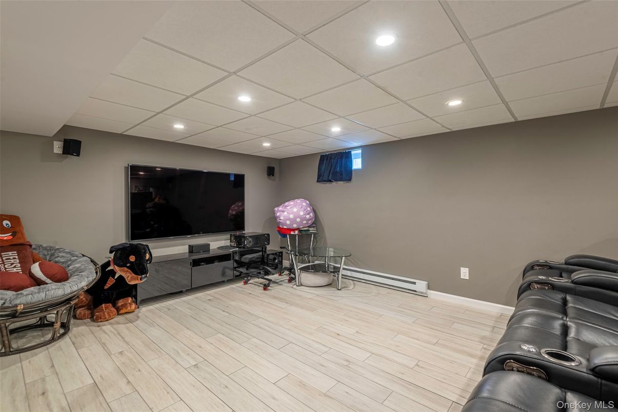 Home Theatre Room, Interior, Recessed Lighting, Theatre Room, Wood Texture Flooring