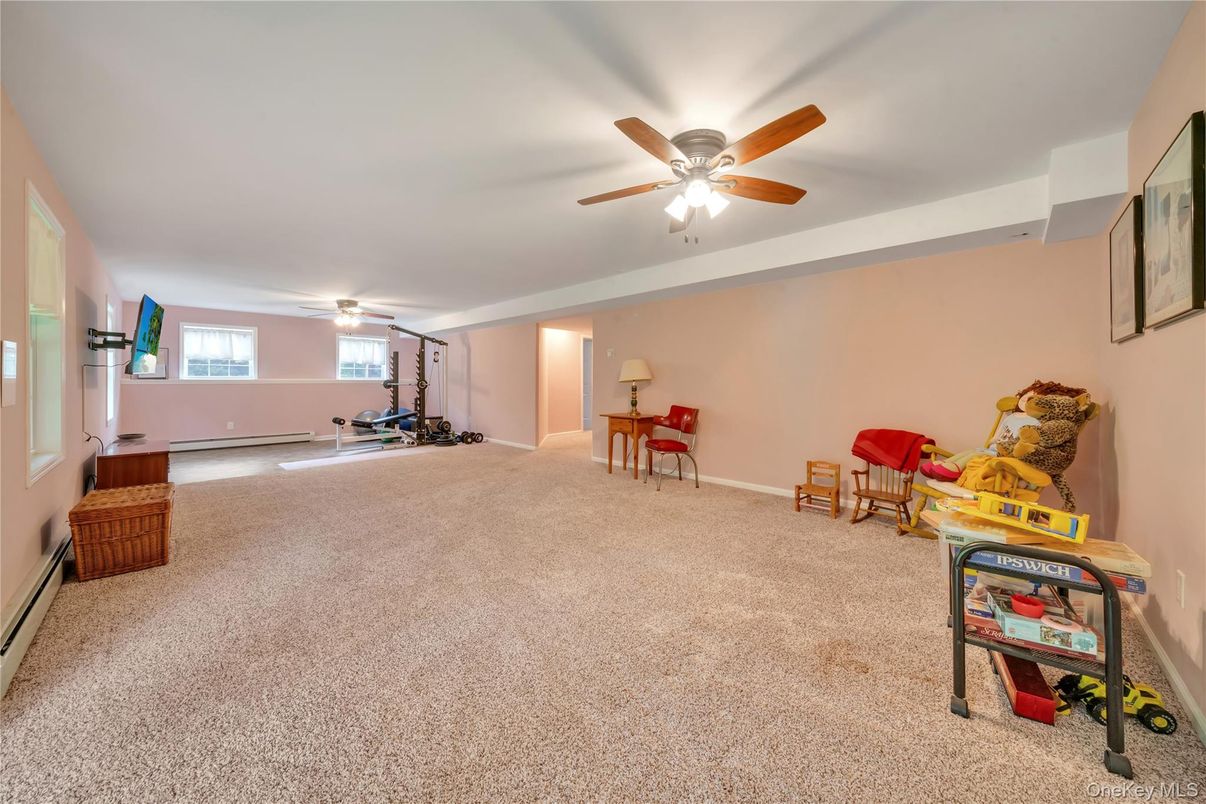 Dining room, Fitness Equipment, Interior