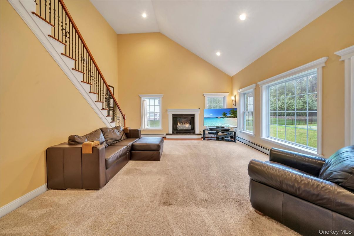 Fireplace, Interior, Living room, Recessed Lighting