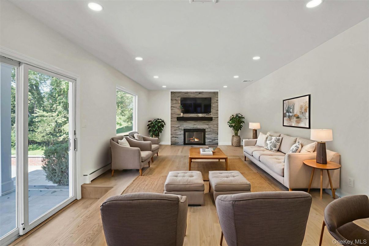 Fireplace, Interior, Living room, Recessed Lighting, Wood Texture Flooring