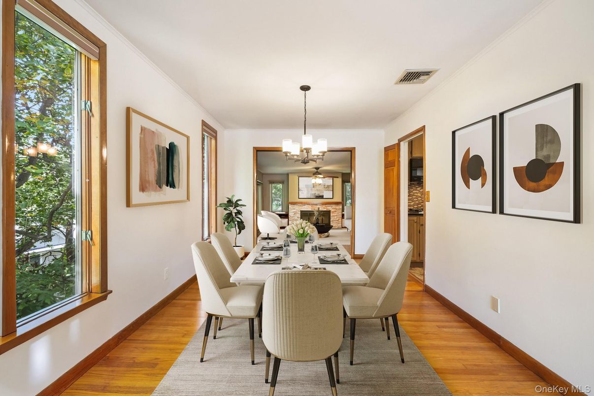Chandelier, Dining room, Fireplace, Interior, Wood Texture Flooring