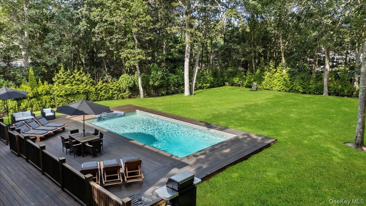 Backyard, Exterior, Pool