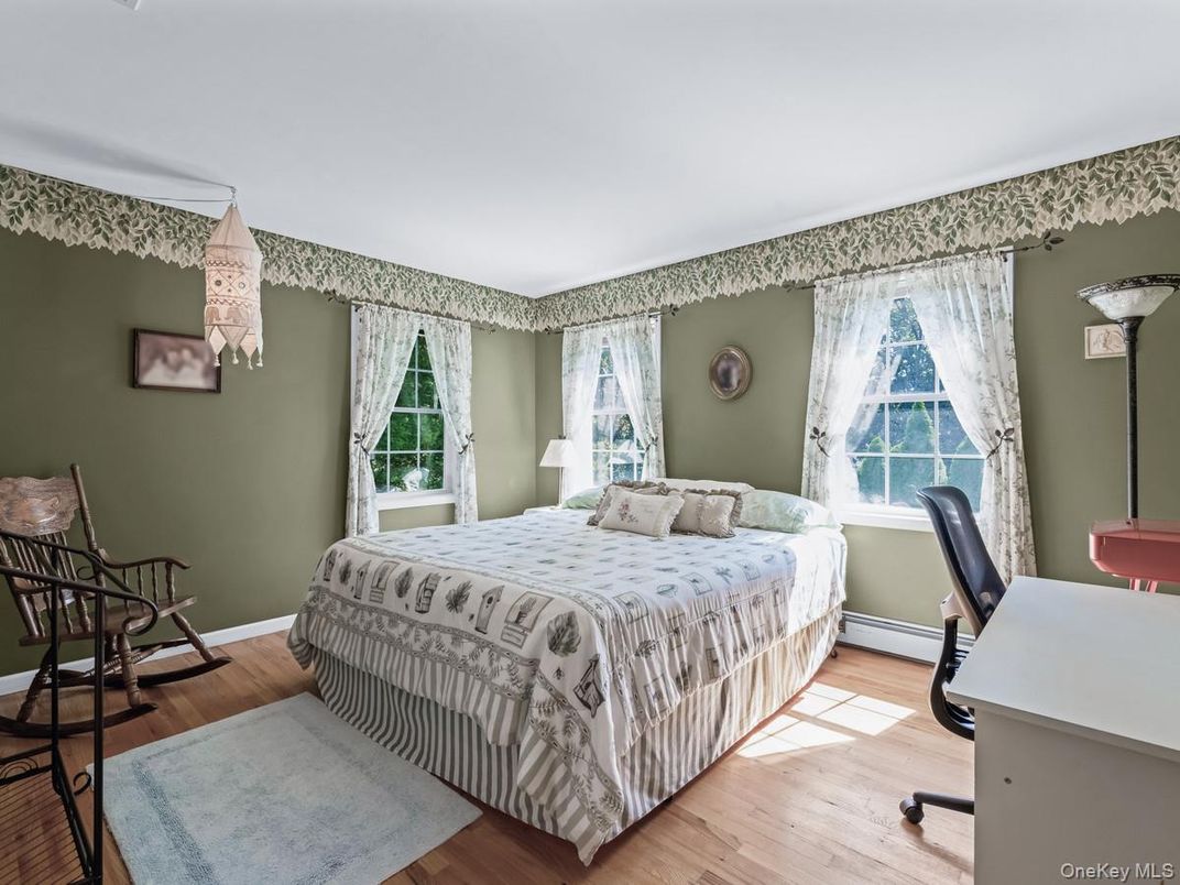 Bedroom, Home Office, Interior, Wood Texture Flooring