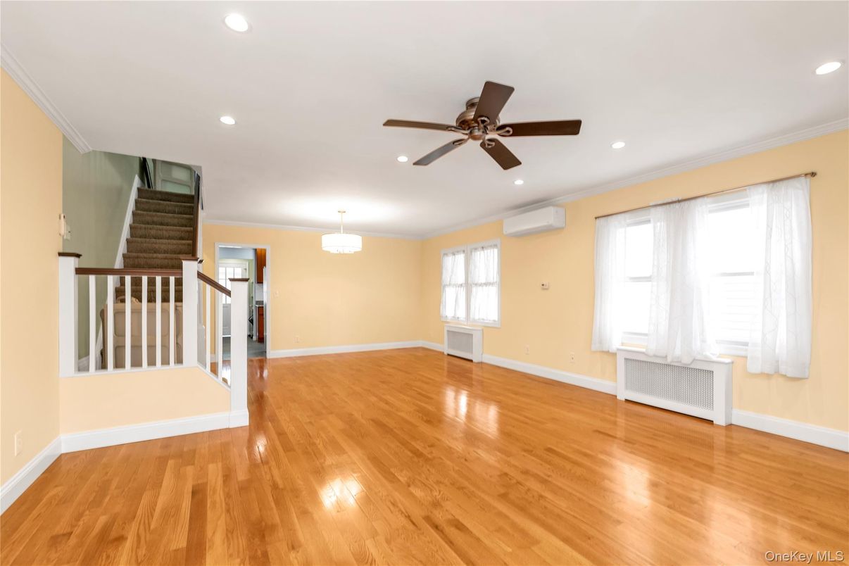 Chandelier, Empty room, Interior, Recessed Lighting, Wood Texture Flooring