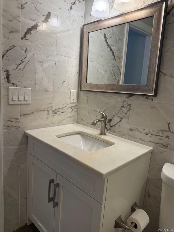 Bathroom, Interior, Marble Walls