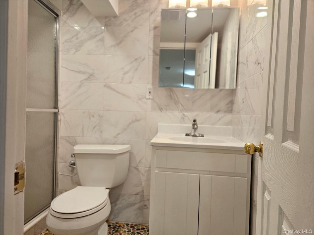 Bathroom, Interior, Marble Walls