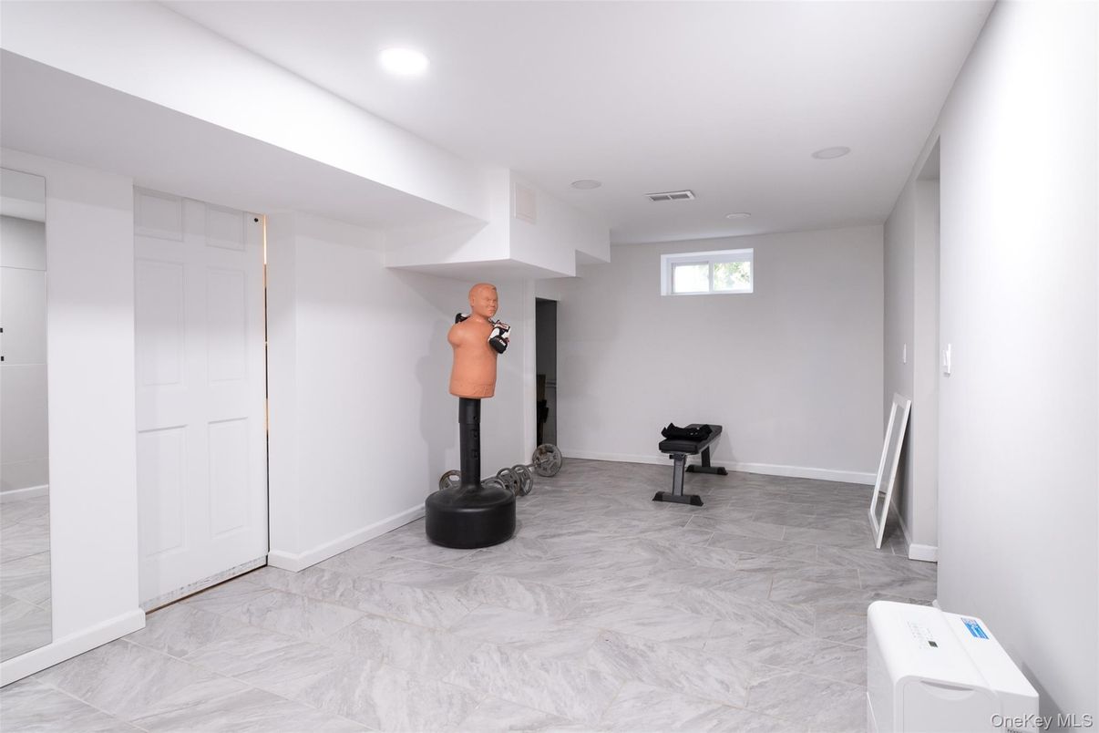 Interior, Marble, Recessed Lighting