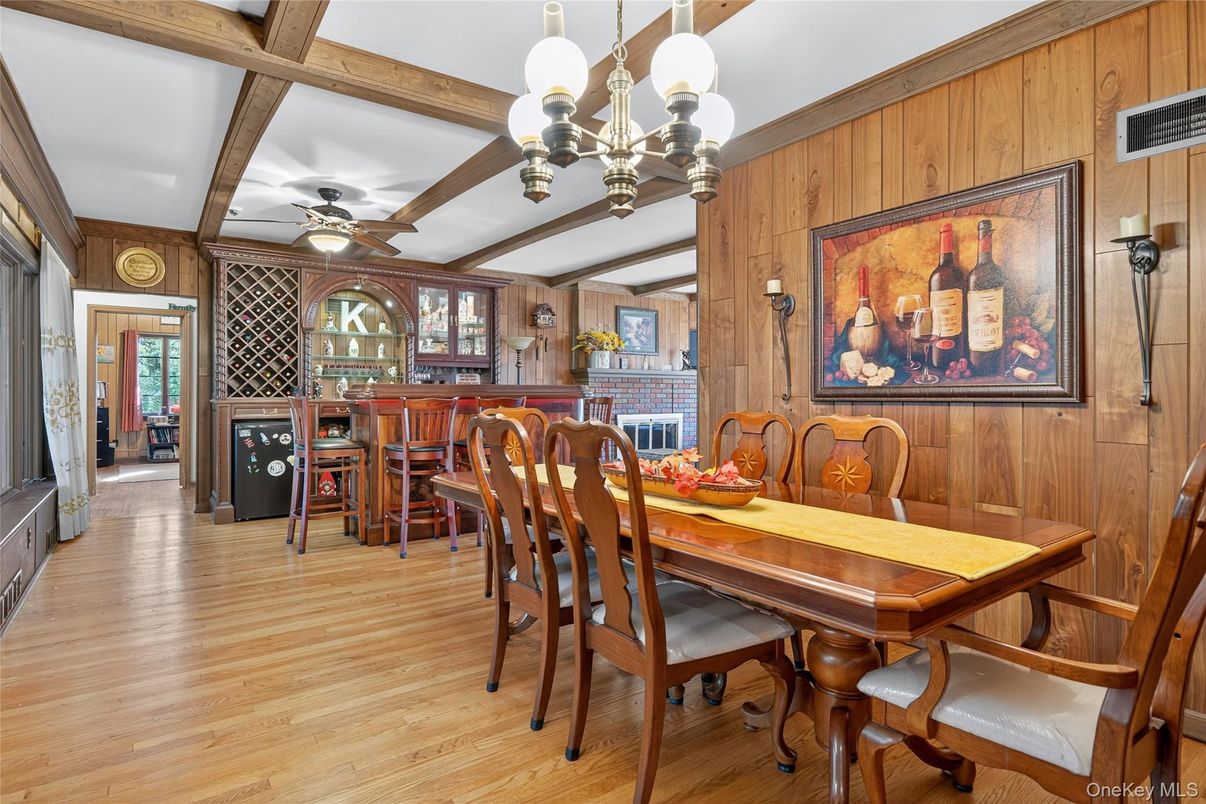 Chandelier, Dining room, Interior, Wooden Beams, Wood Texture Flooring, Wooden Walls