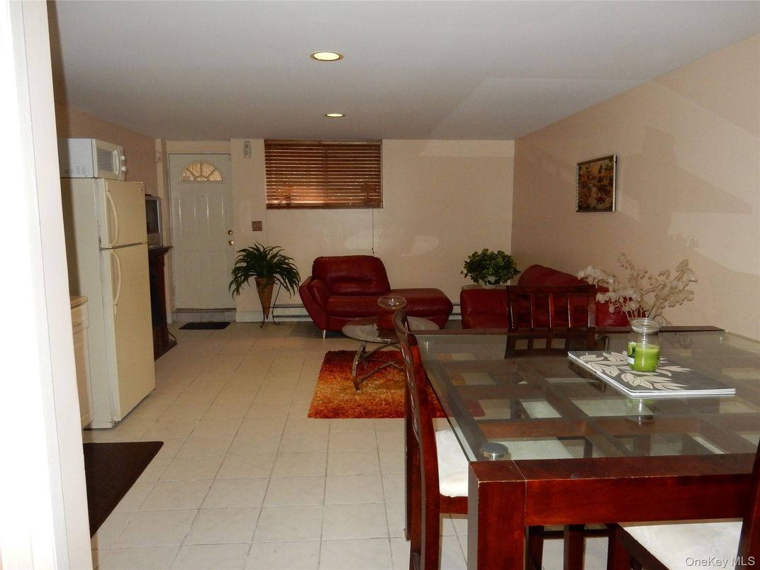 Dining room, Interior, Kitchen, Recessed Lighting