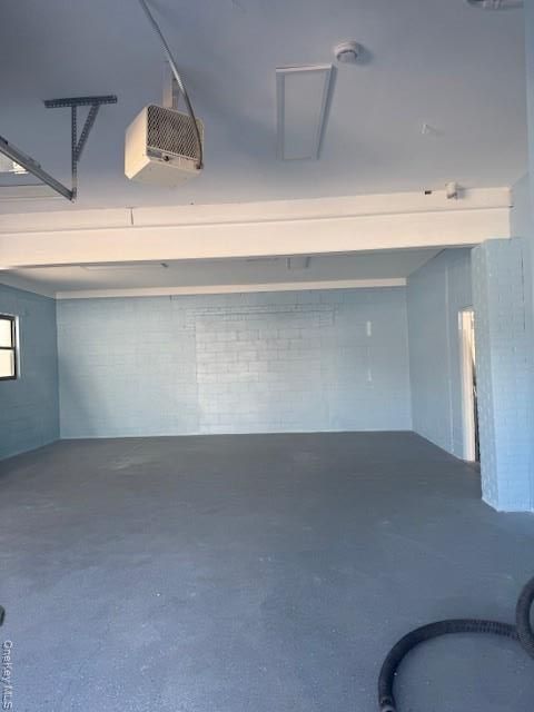 Garage, Interior