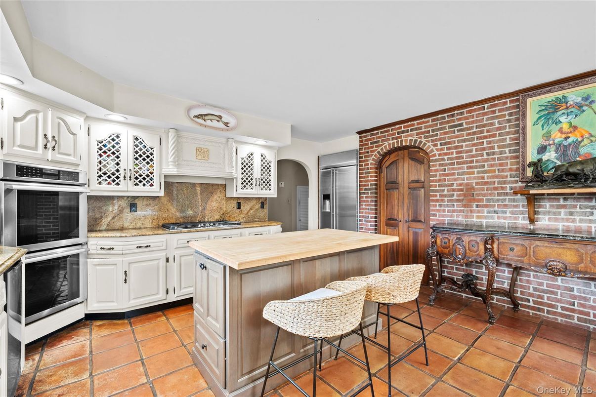 Interior, Kitchen, Stone Walls