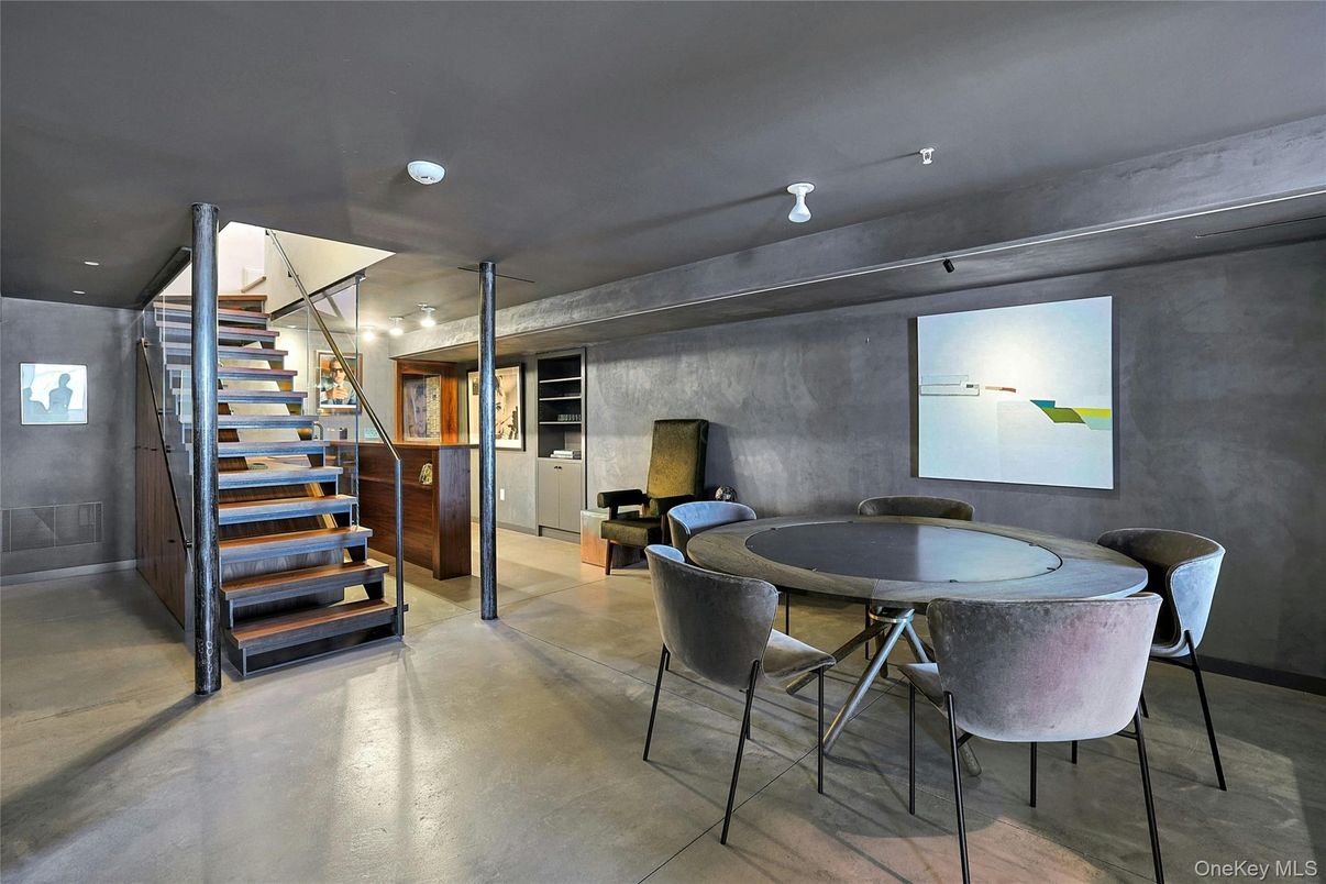 Dining room, Interior, Recessed Lighting