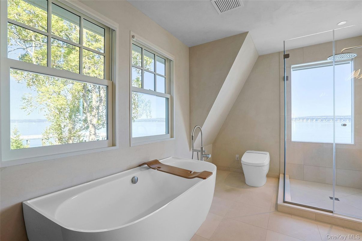 Bathroom, Free Standing Baths, Glass Shower, Interior, Recessed Lighting