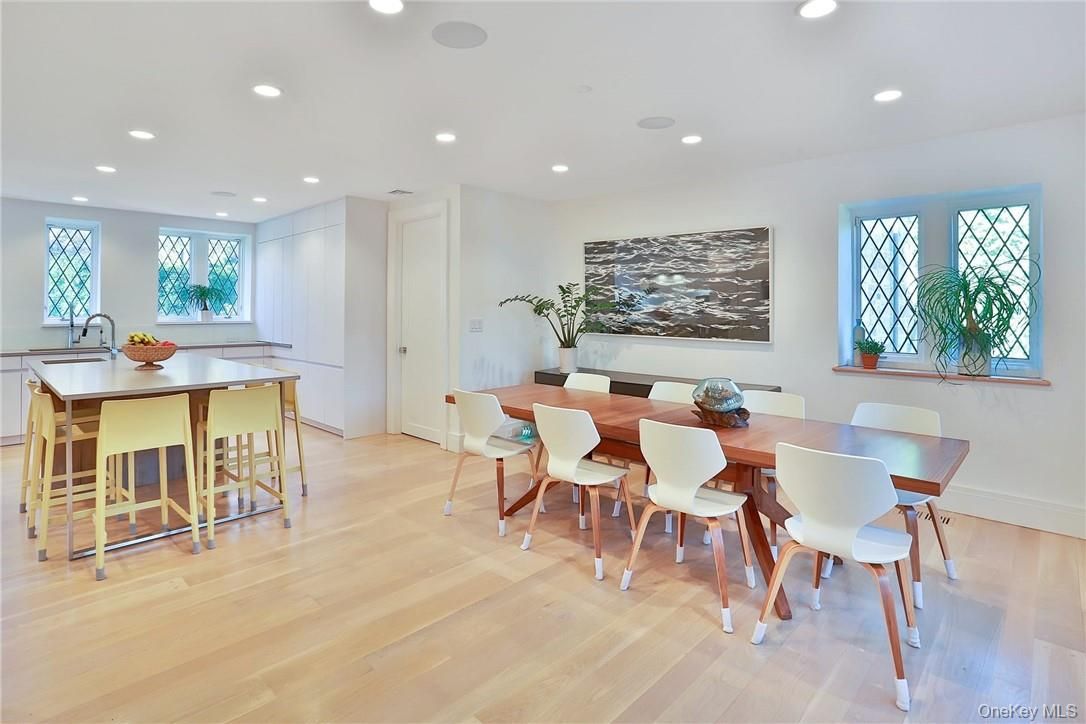 Dining room, Interior, Recessed Lighting, Wood Texture Flooring