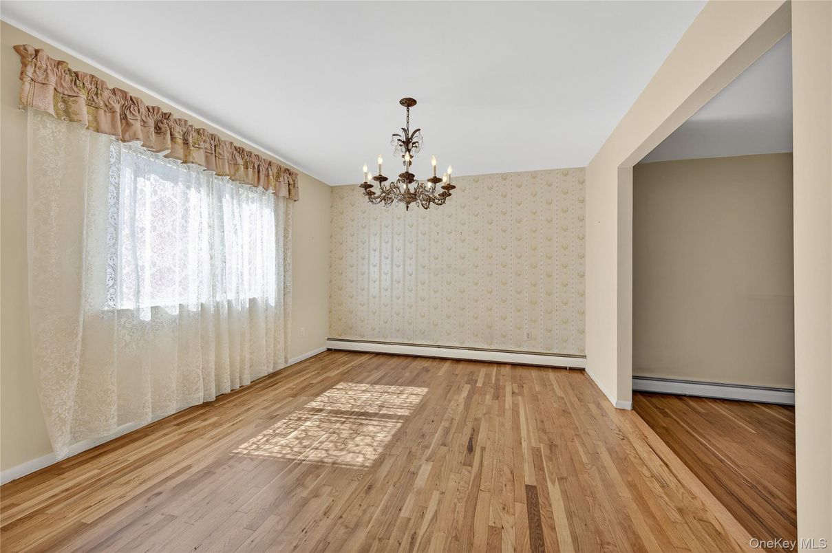 Chandelier, Empty room, Interior, Wood Texture Flooring