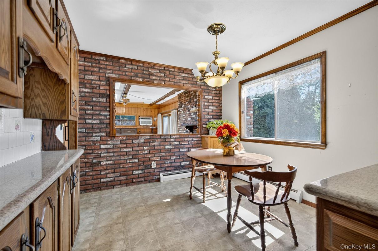 Chandelier, Dining room, Interior, Stone Walls