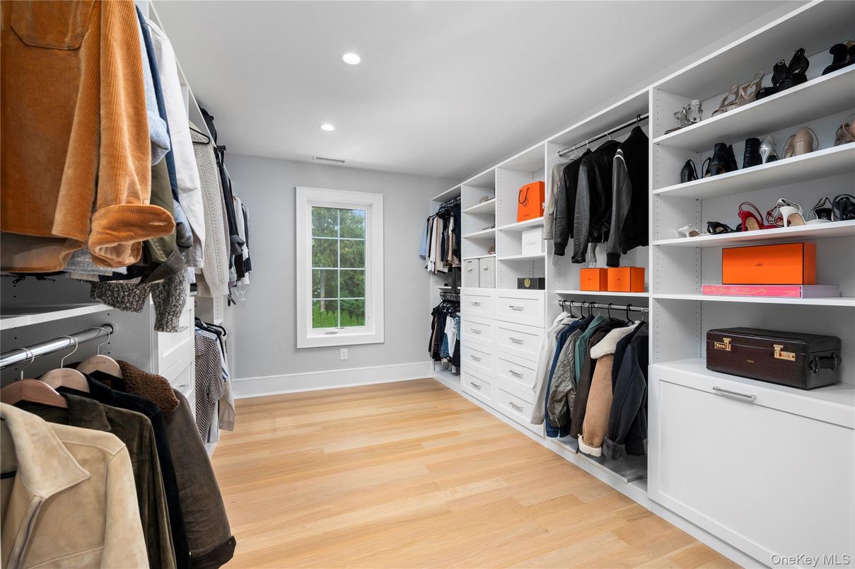 Interior, Recessed Lighting, Walk-in Closets, Wood Texture Flooring