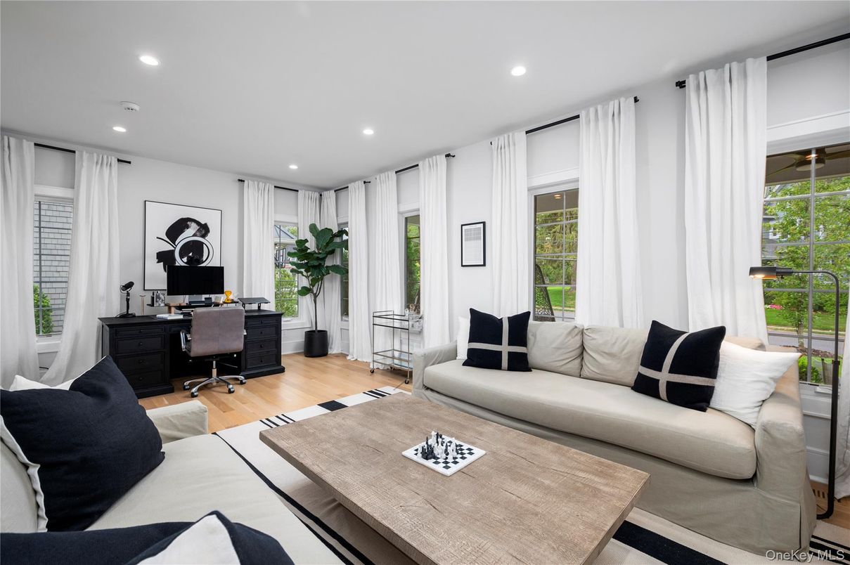 Home Office, Interior, Living room, Recessed Lighting, Wood Texture Flooring