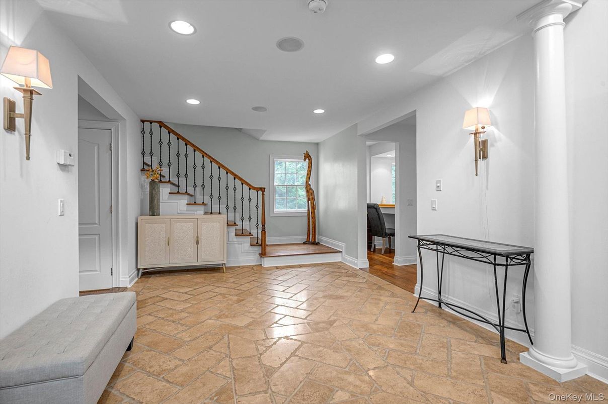 Interior, Recessed Lighting