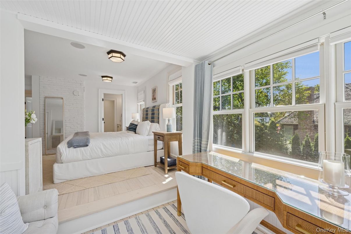 Bedroom, Interior, Sun Room