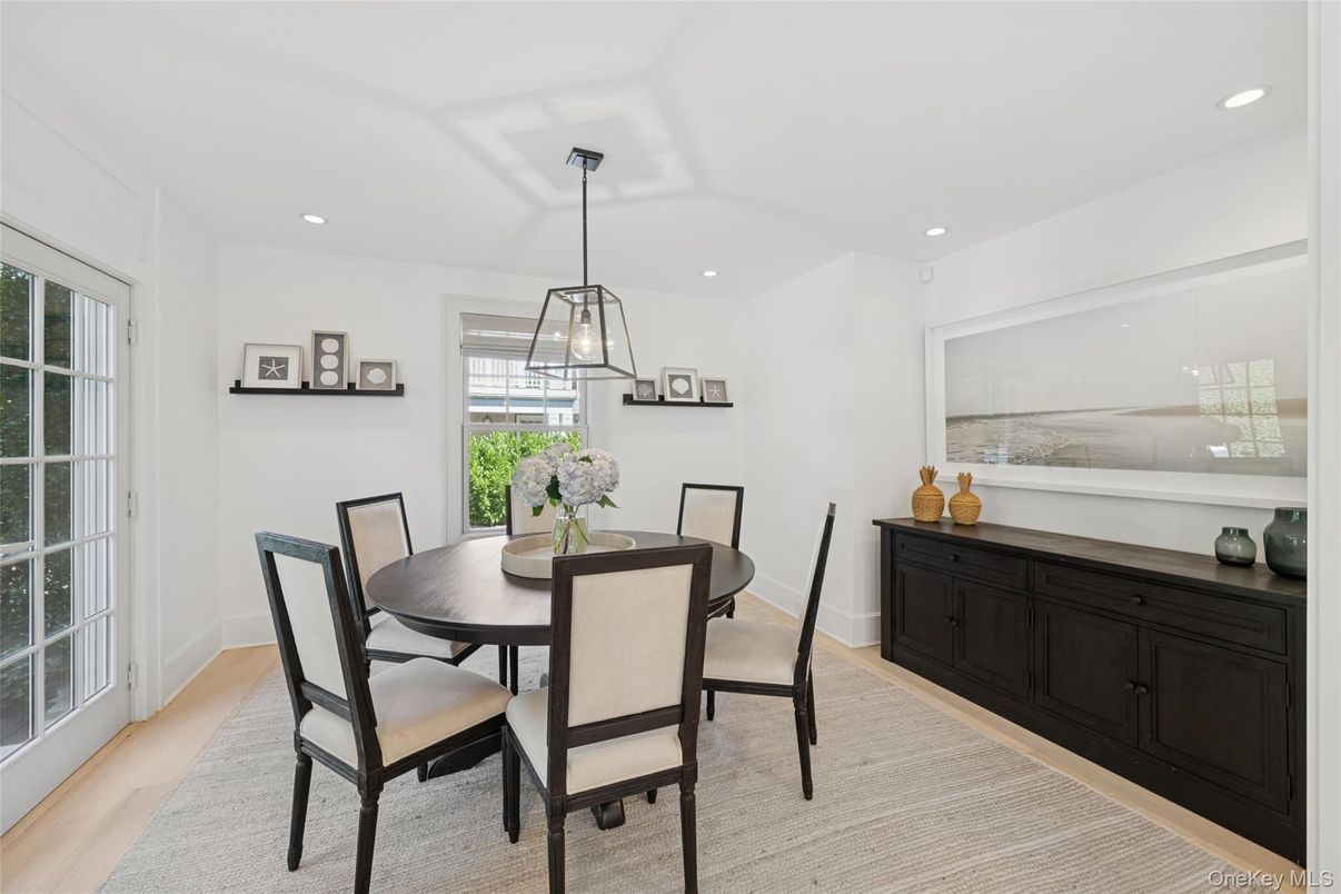 Dining room, Interior, Pendant Lights, Recessed Lighting, Wood Texture Flooring