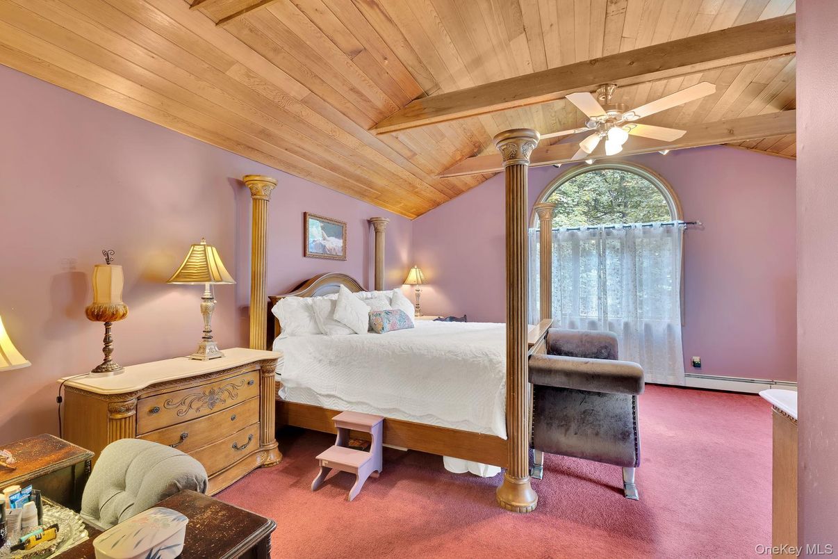 Bedroom, Interior, Wooden Beams, Wooden Ceilings
