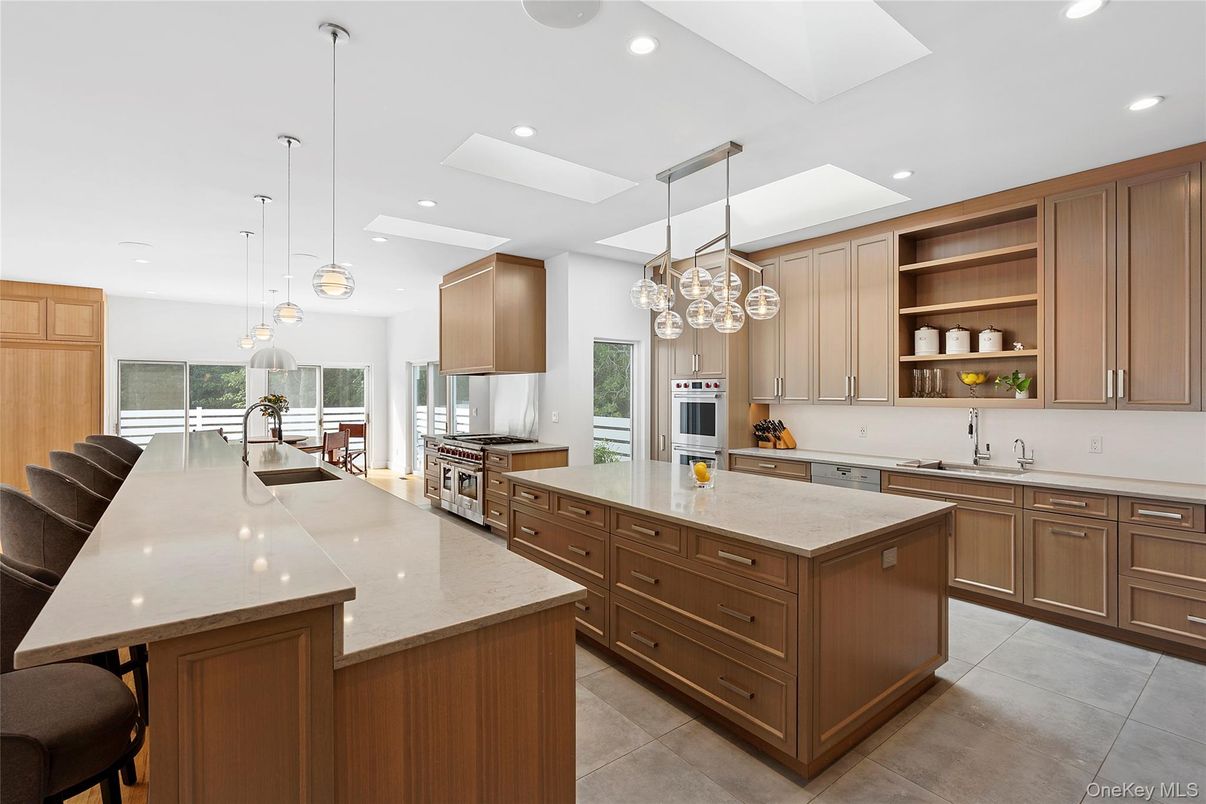 Interior, Kitchen, Pendant Lights, Recessed Lighting, Stainless Steel Appliances