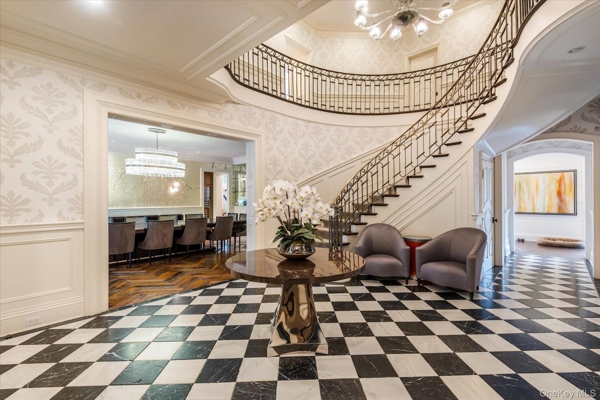 Chandelier, Dining room, Interior