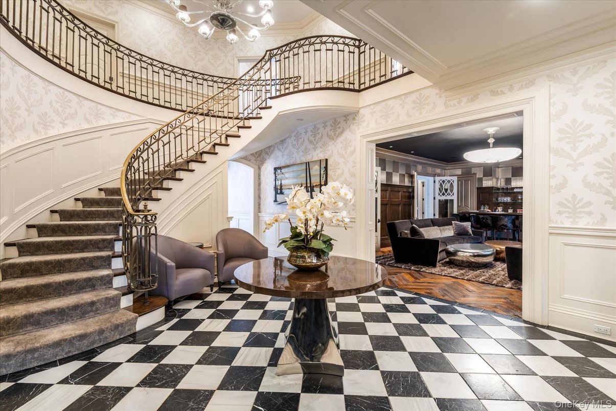 Chandelier, Interior, Marble, Recessed Lighting, Wood Texture Flooring