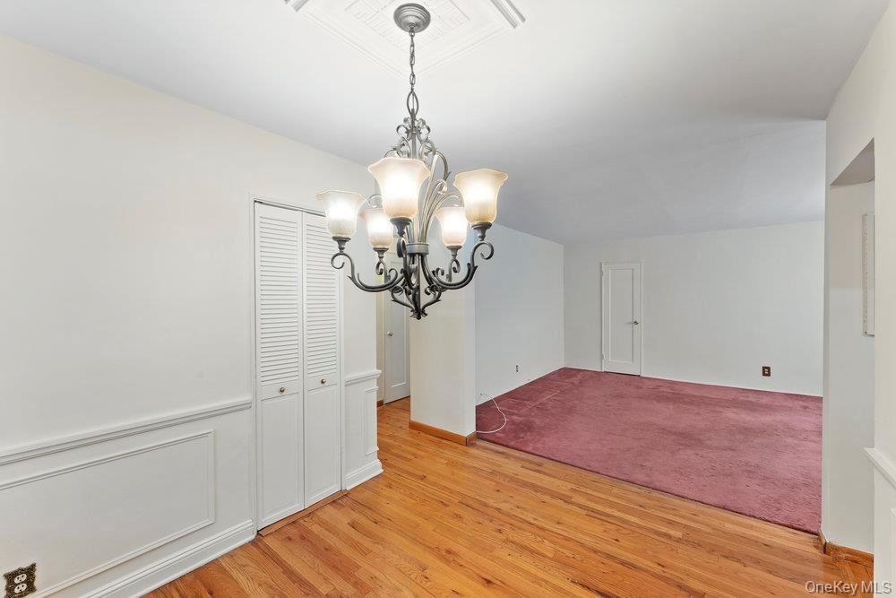 Chandelier, Empty room, Interior, Wood Texture Flooring