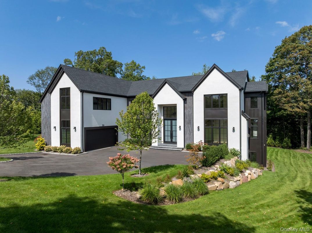 Attached, Backyard, Exterior, Facade, Farmhouse