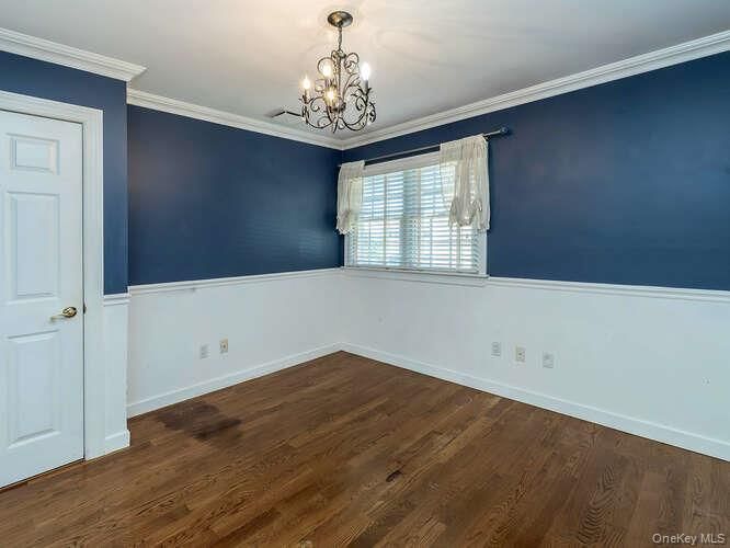 Chandelier, Empty room, Interior, Wood Texture Flooring